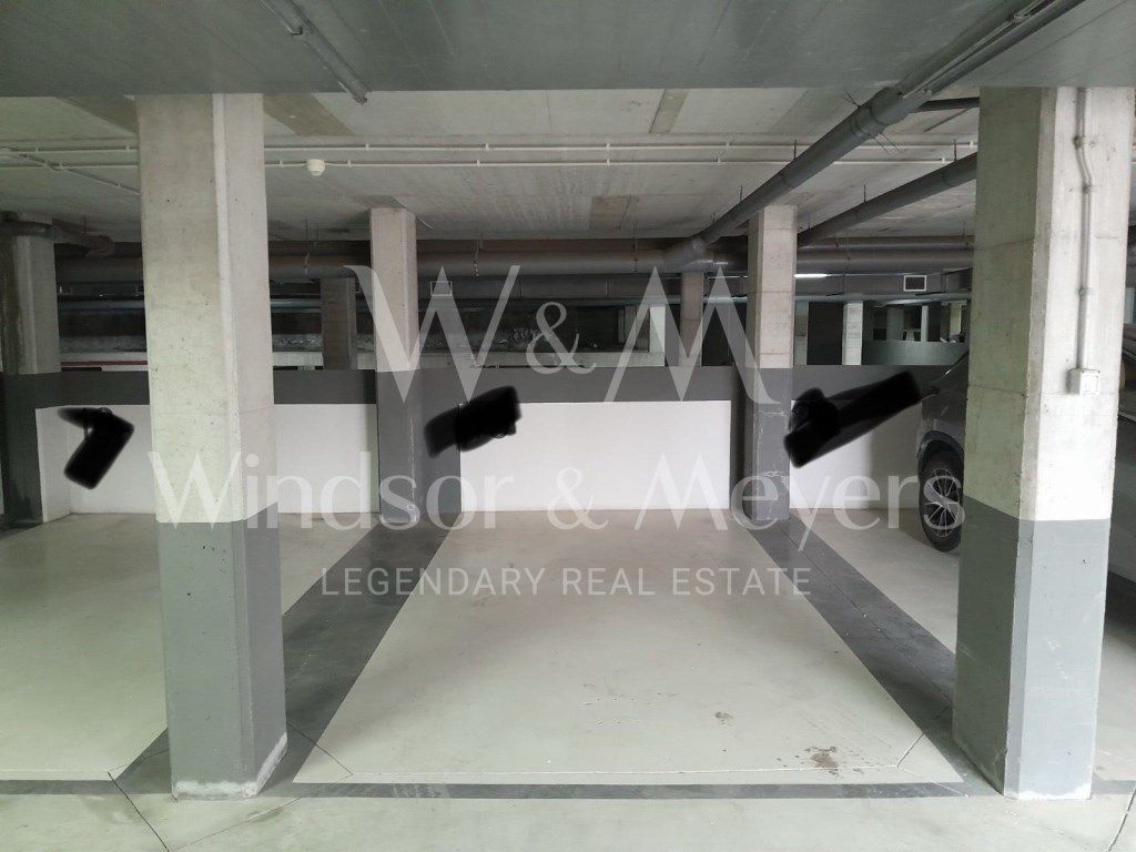 Garage for sale in Eivissa