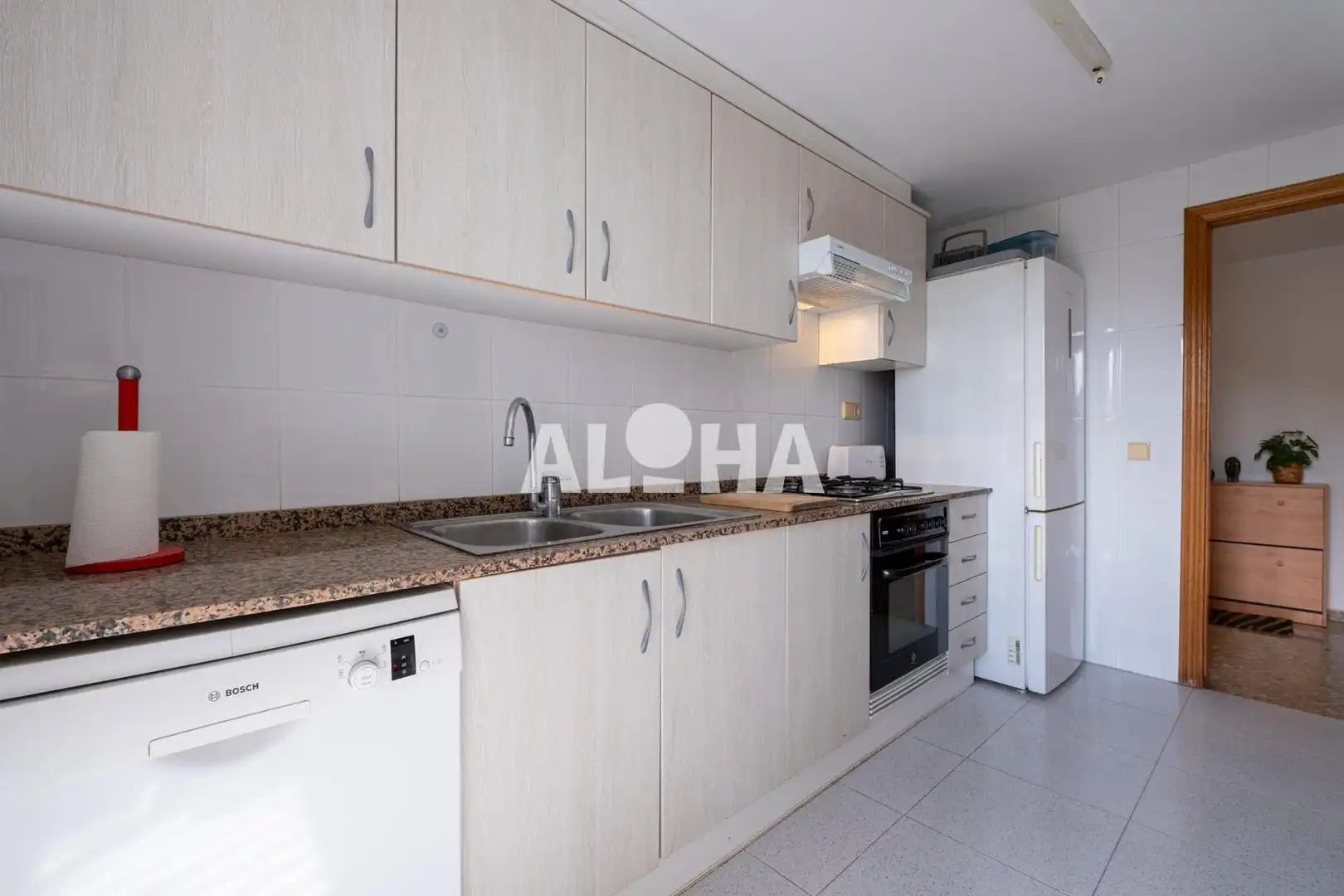 Cuina de Apartament de lloguer en Moncada amb Aire condicionat, Moblat i Piscina comunitària
