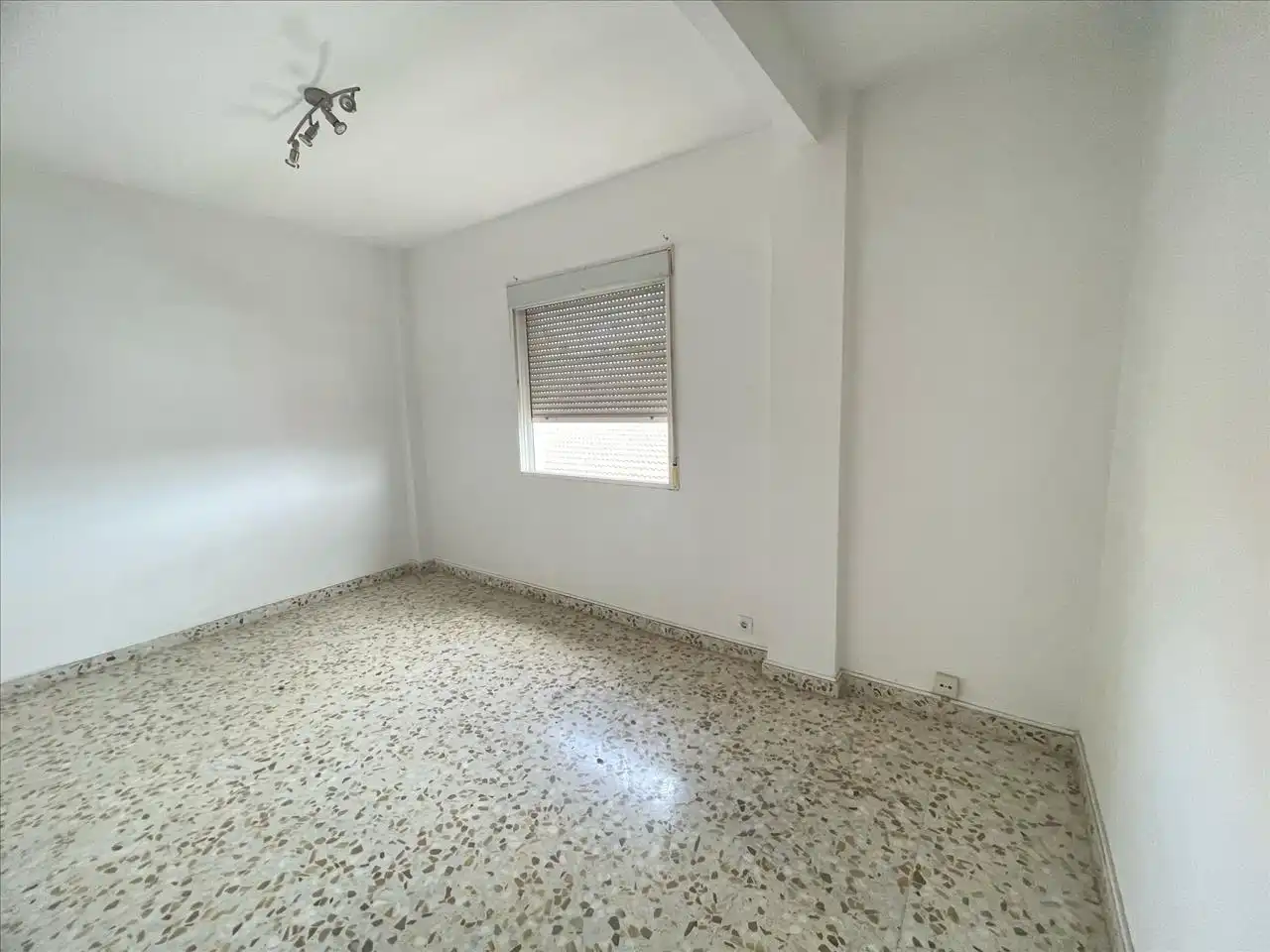 Schlafzimmer von Wohnung zum Verkauf in Mengíbar mit Balkon