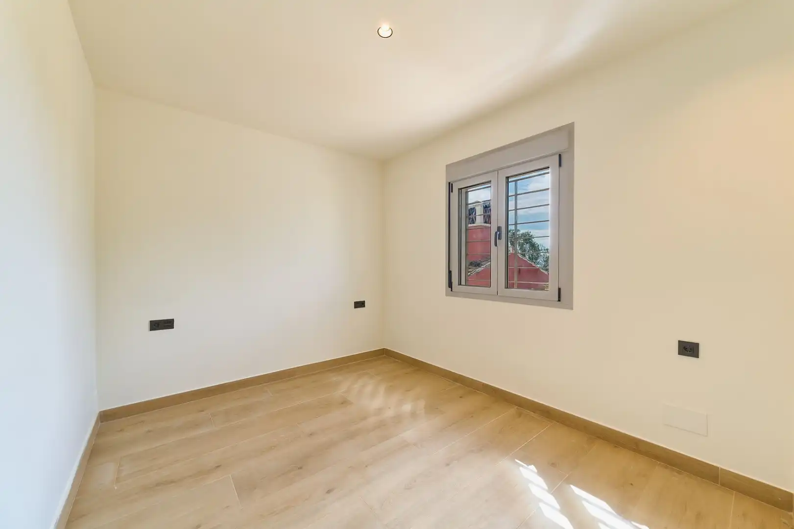 Bedroom of Detached homes for sale in Málaga  with Air Conditioner, Heating and Terrace