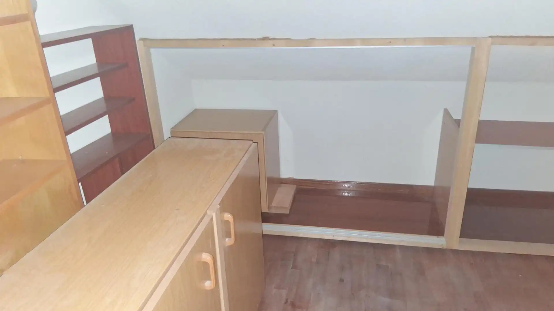Schlafzimmer von Einfamilien-Reihenhaus zum Verkauf in Cabrerizos mit Heizung, Abstellraum und Schwimmbad