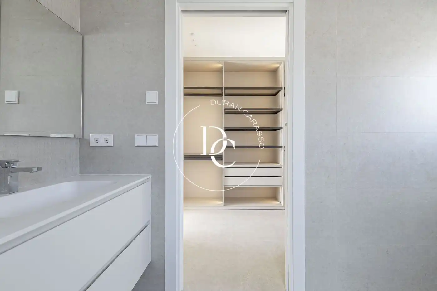 Casa con piscina en venta en Carrer Margarida Xirgu, imagen 32