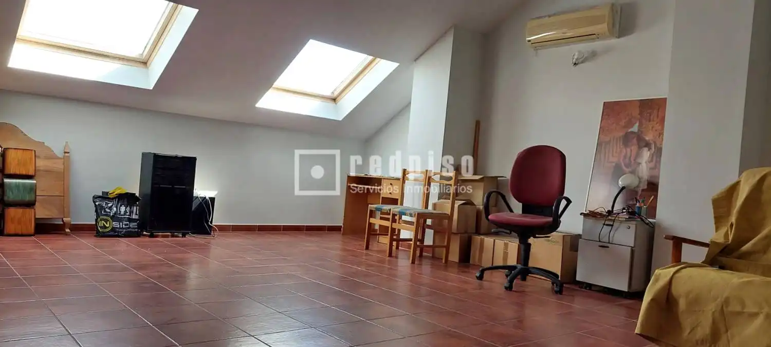 Houses for sale in Talavera de la Reina  with Air Conditioner, Heating and Private garden