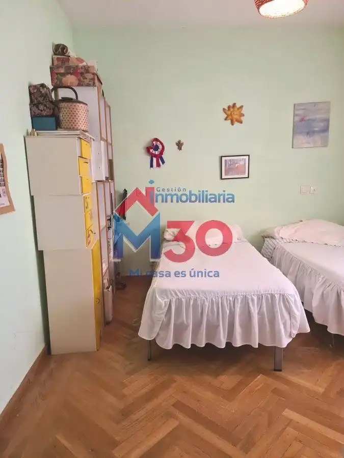 Habitación de Piso en venta en Miranda de Ebro con Calefacción, Parquet y Terraza