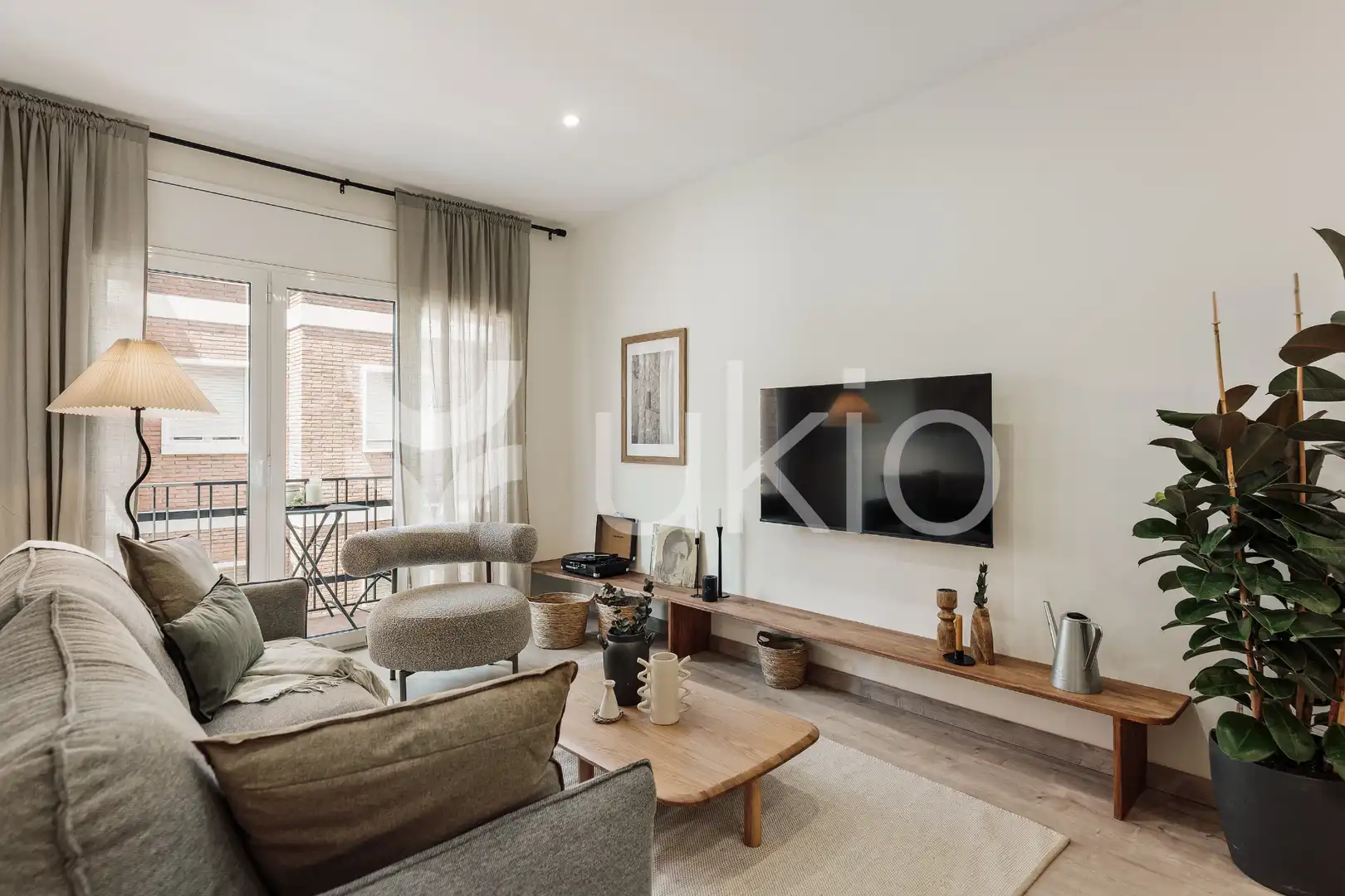 Living room of Apartments for rent in Barcelona  with Air Conditioner, Heating and Furnished
