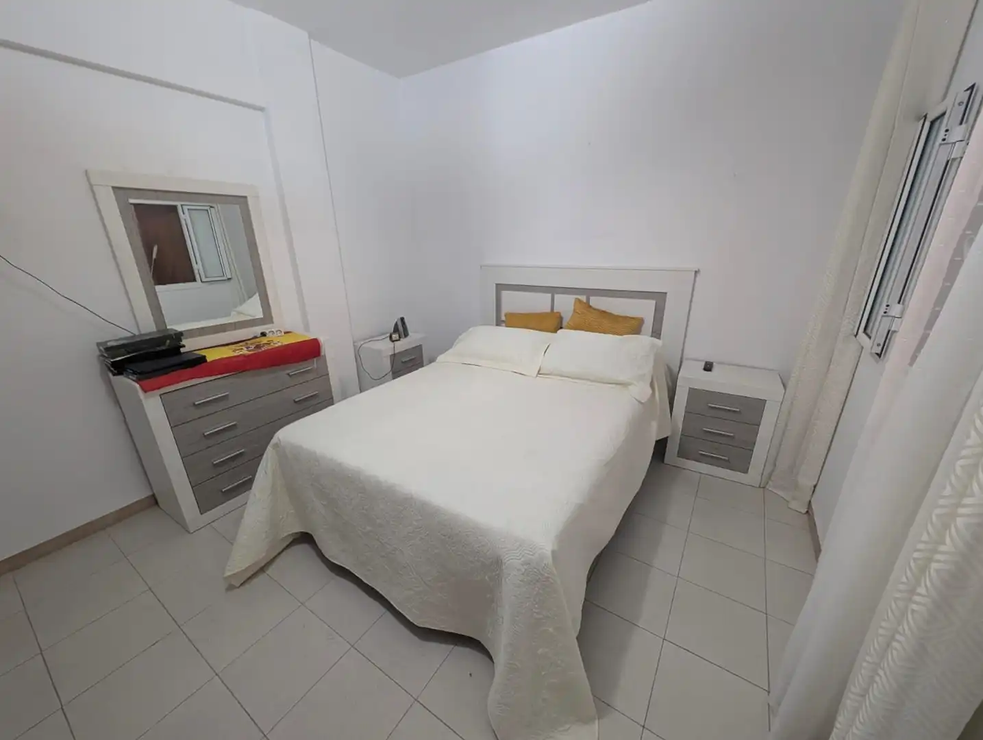 Bedroom of Flat for sale in Lucena  with Air Conditioner, Private garden and Furnished
