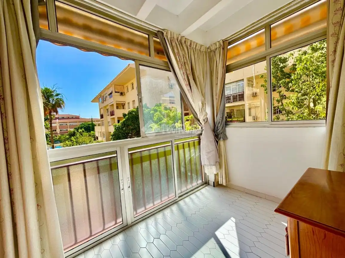 Balcony of Flat for sale in Benalmádena  with Air Conditioner, Heating and Parquet flooring