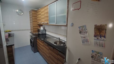 Foto 4 de Piso en venta en Avenida Doctor Juan Reyes, La Zarzuela - San José - Belén, Linares