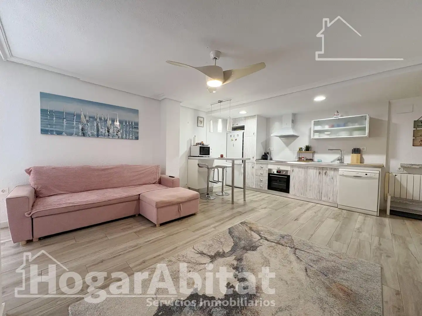 Flat with terrace for sale in Calle San Vicente Mártir, imagen 2