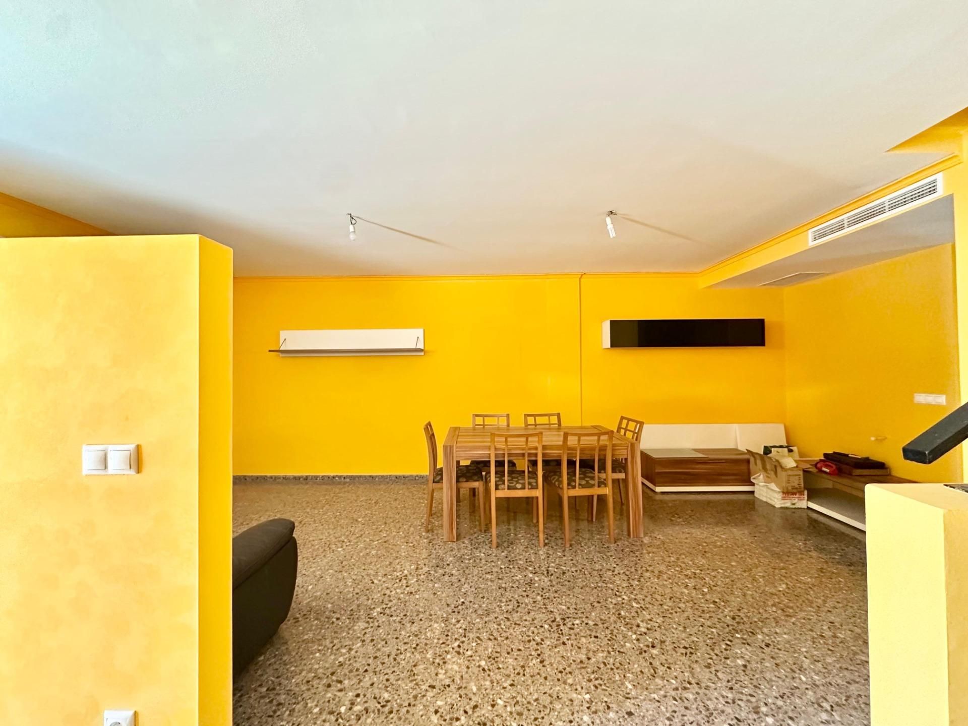 Casa adosada en venda en Carlet amb Aire condicionat i Calefacció