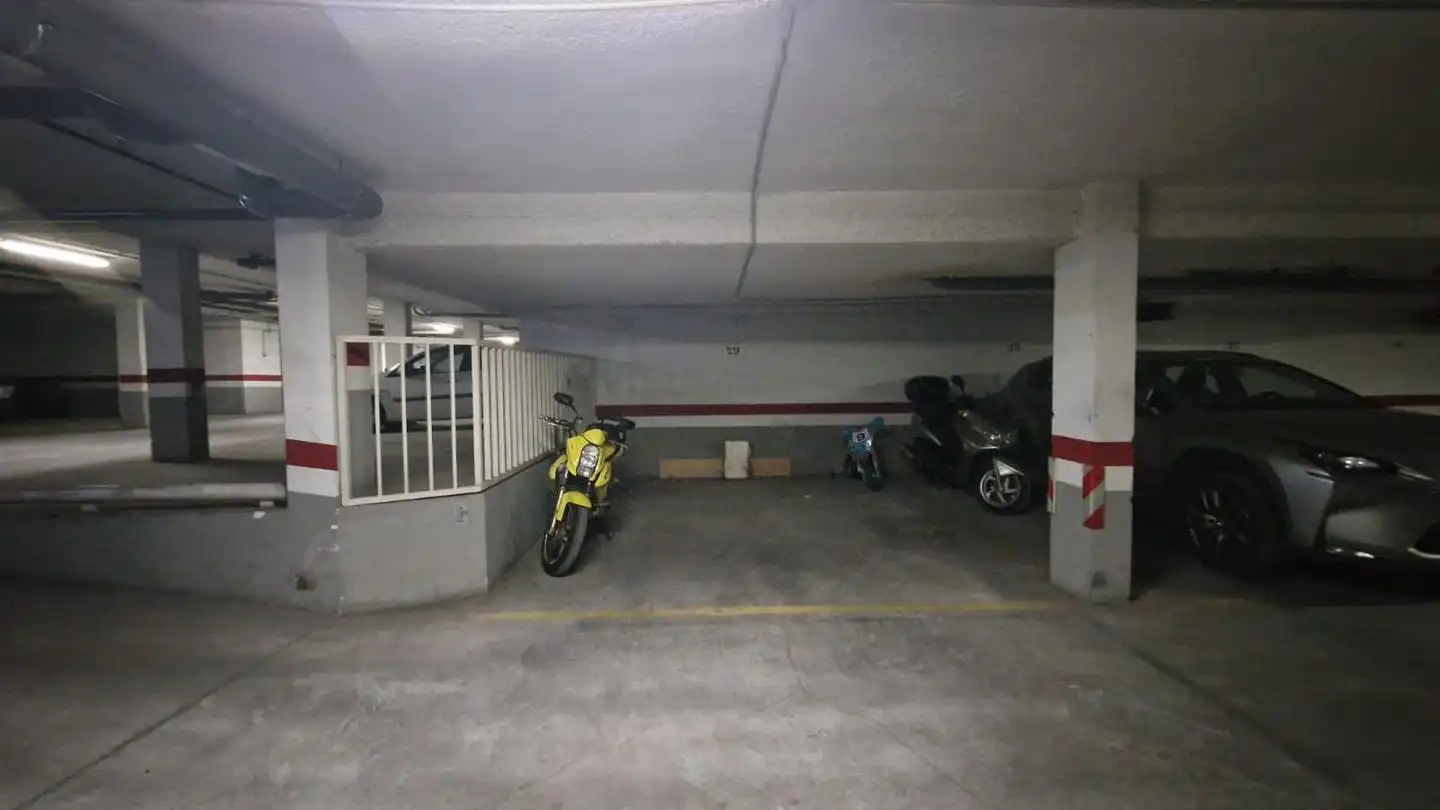 Aparcament en venda a calle Carraixet