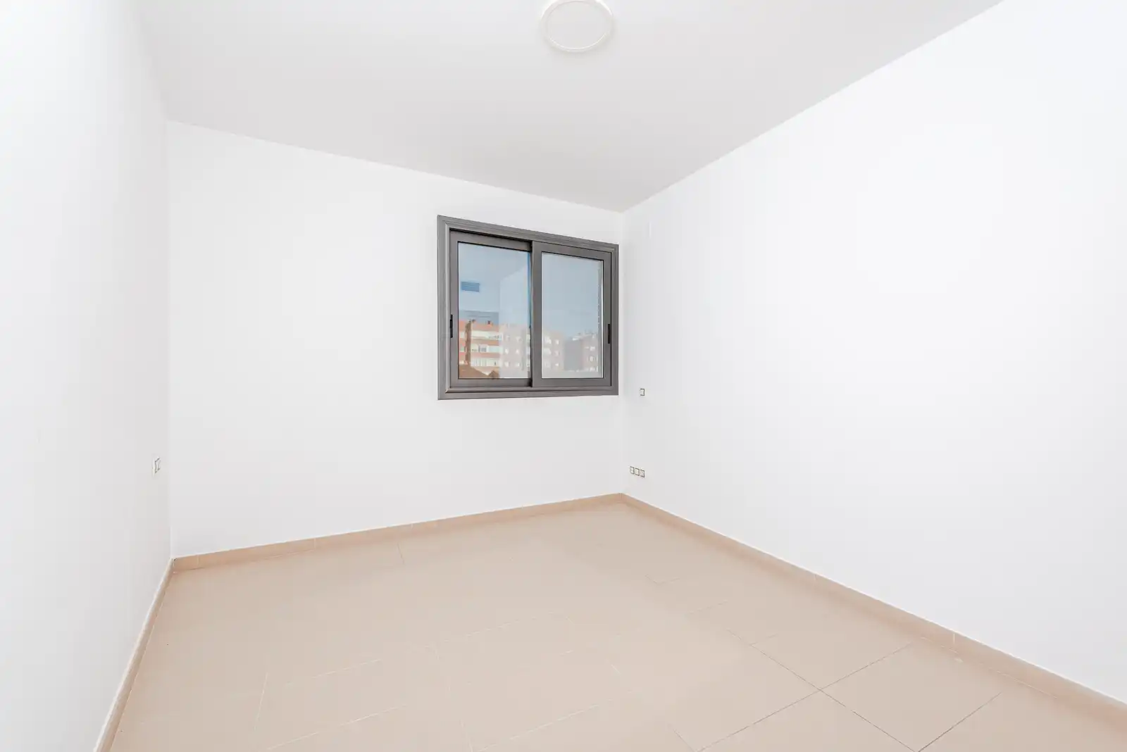 Habitación de Piso en venta en Sabadell con Trastero