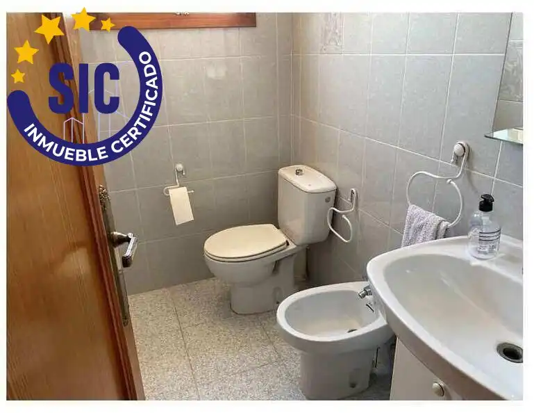 Bathroom of Houses for sale in Torrent  with Air Conditioner, Heating and Private garden