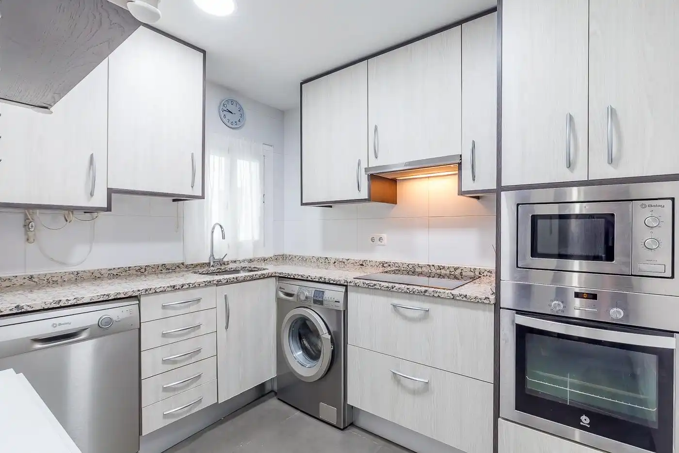 Kitchen of Flat for sale in Madrid  with Air Conditioner, Heating and Terrace