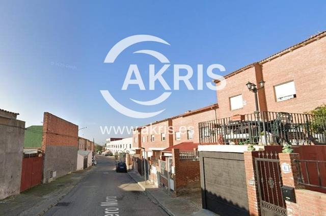 Casa adosada en Venta en Pero Moro en Chozas de Canales