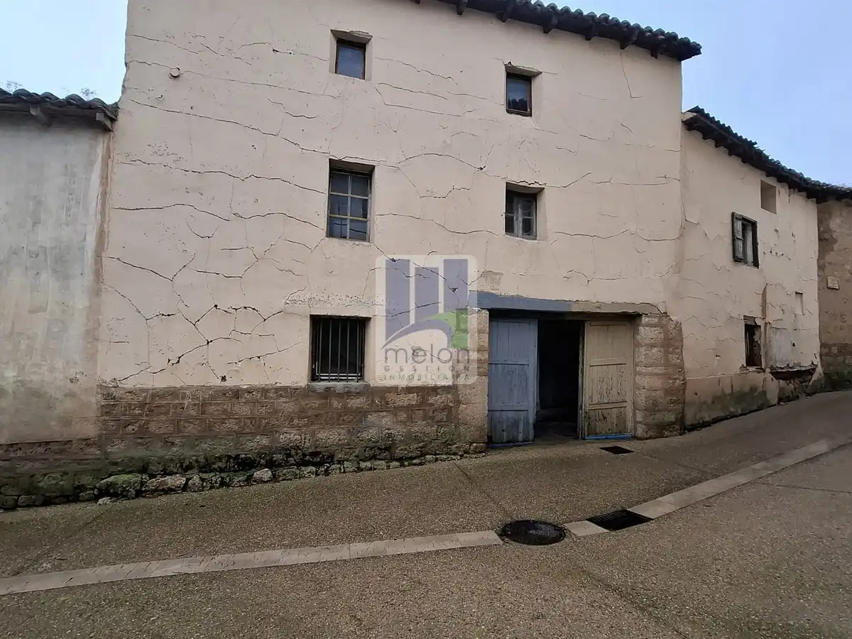 Vista exterior de Casa o xalet en venda en Sasamón amb Traster