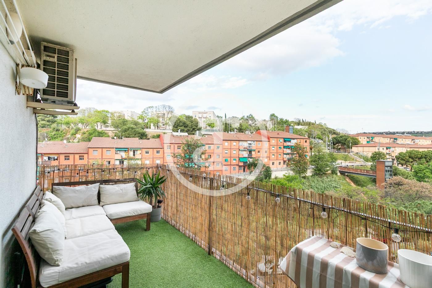 Terraza de Piso de alquiler en  Barcelona Capital con Aire acondicionado, Calefacción y Amueblado