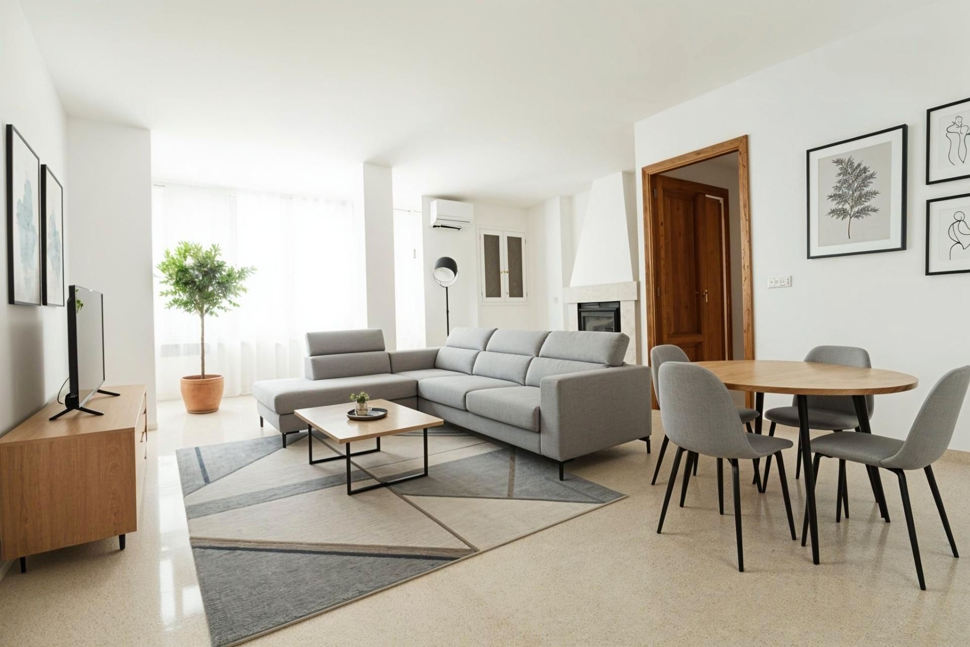 Living room of Flat for sale in Calvià  with Air Conditioner, Oven and Internet