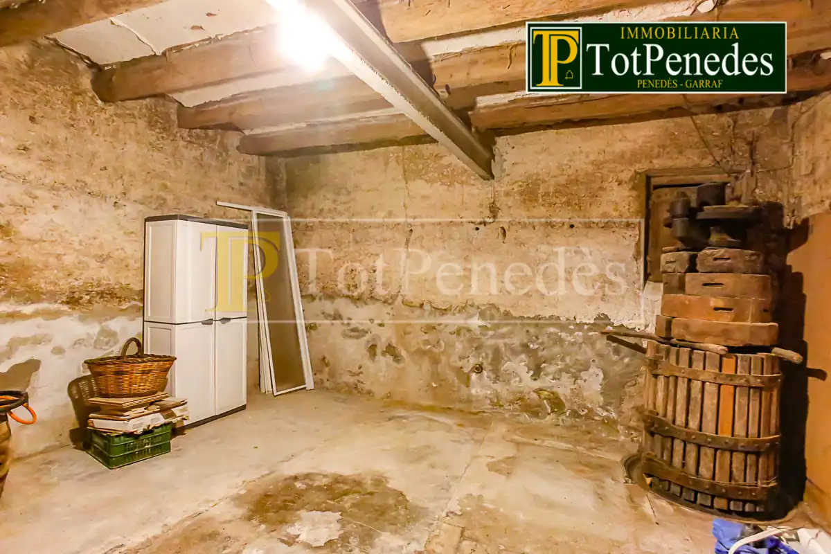 Finca rústica en venta en Sant Martí Sarroca con Jardín privado, Trastero y Lavadora