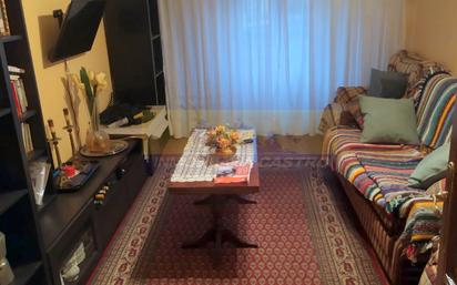 Living room of House or chalet for sale in Castro-Urdiales  with Furnished