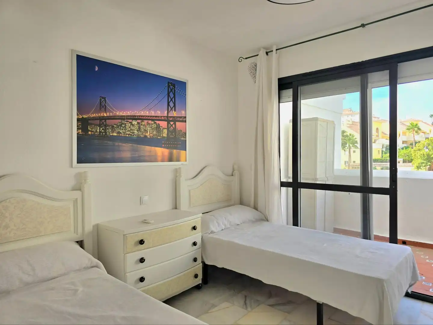 Dormitori de Apartament de lloguer en Estepona Pueblo