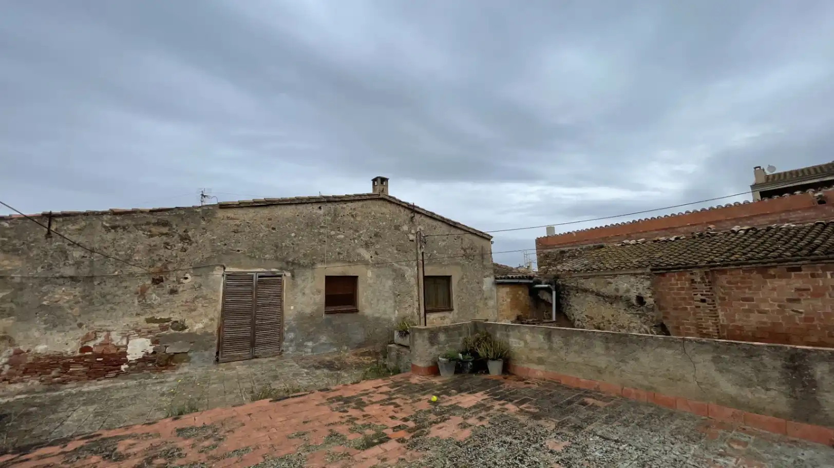 Außenansicht von Country house zum Verkauf in La Tallada d'Empordà mit Klimaanlage, Heizung und Terrasse