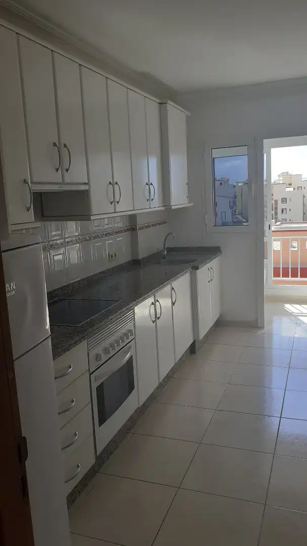 Küche von Wohnungen zur Miete in Adeje mit Terrasse, Möbliert und Ofen