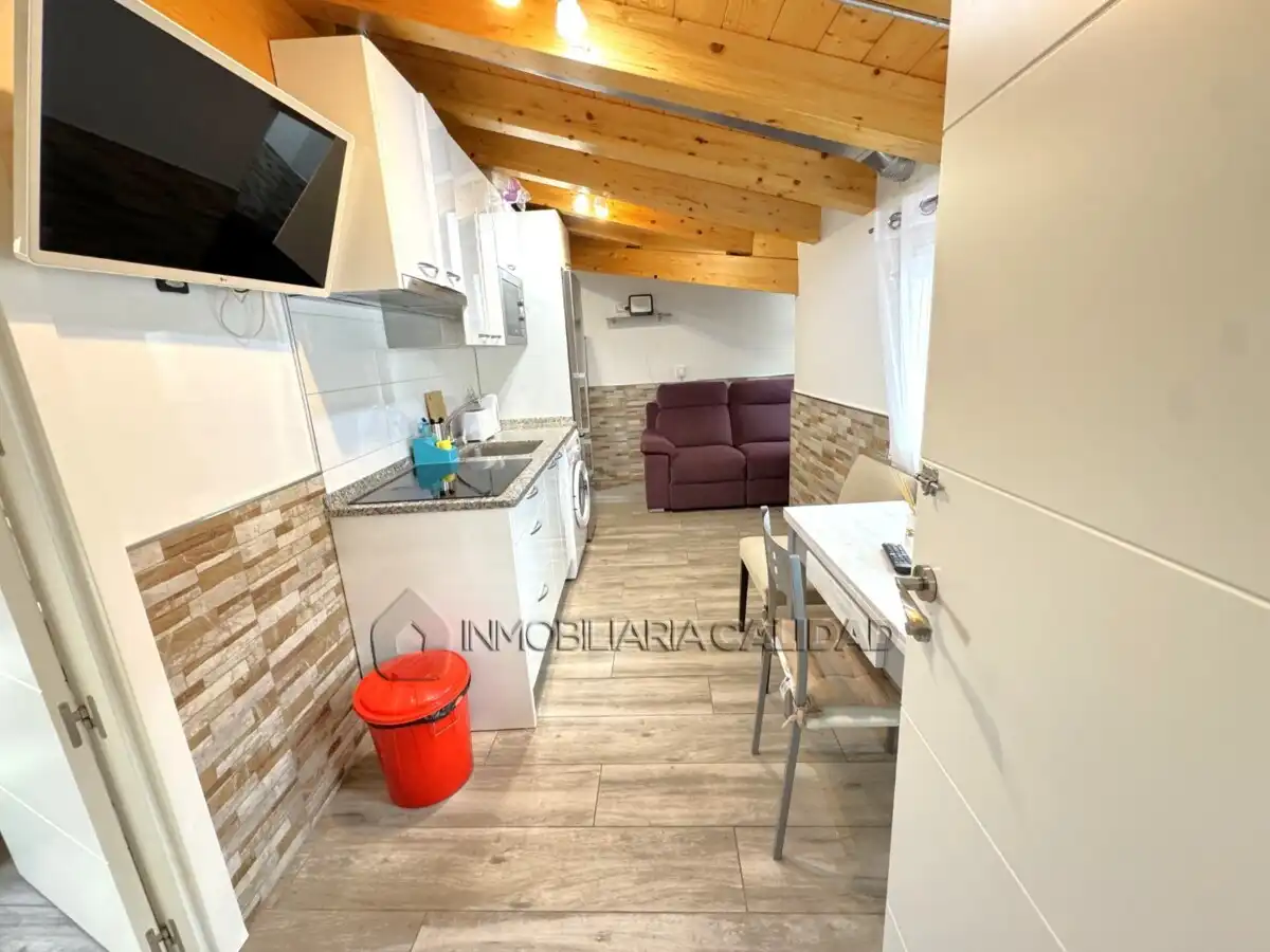 Flat for rent in Villa Pilar