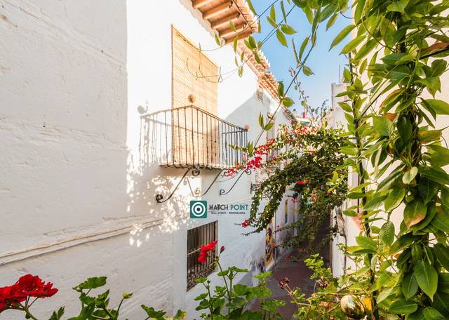 Piso en Alquiler en Calle Pósito en Almuñecar Centro