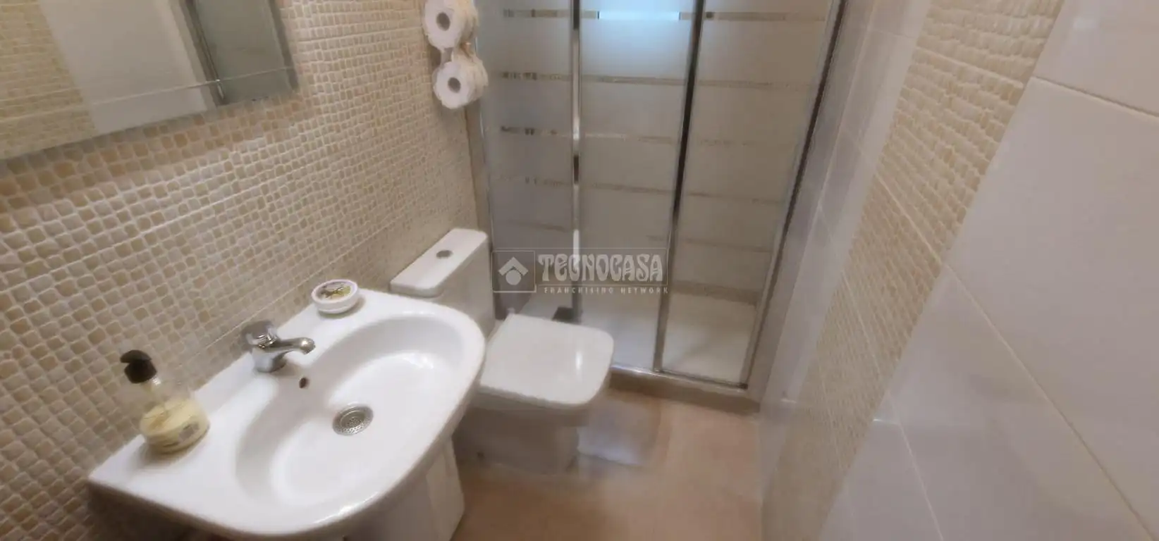 Baño de Piso en venta en Zaragoza con Calefacción