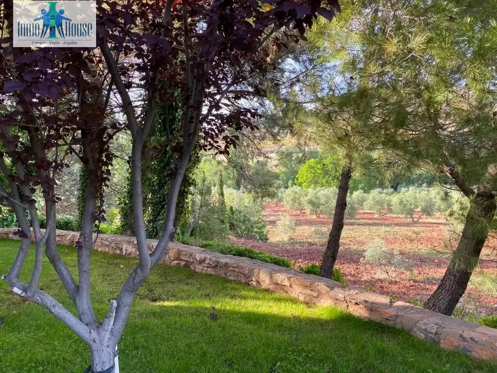 Jardín de Casa o chalet en venta en Alcaraz con Jardín privado y Amueblado