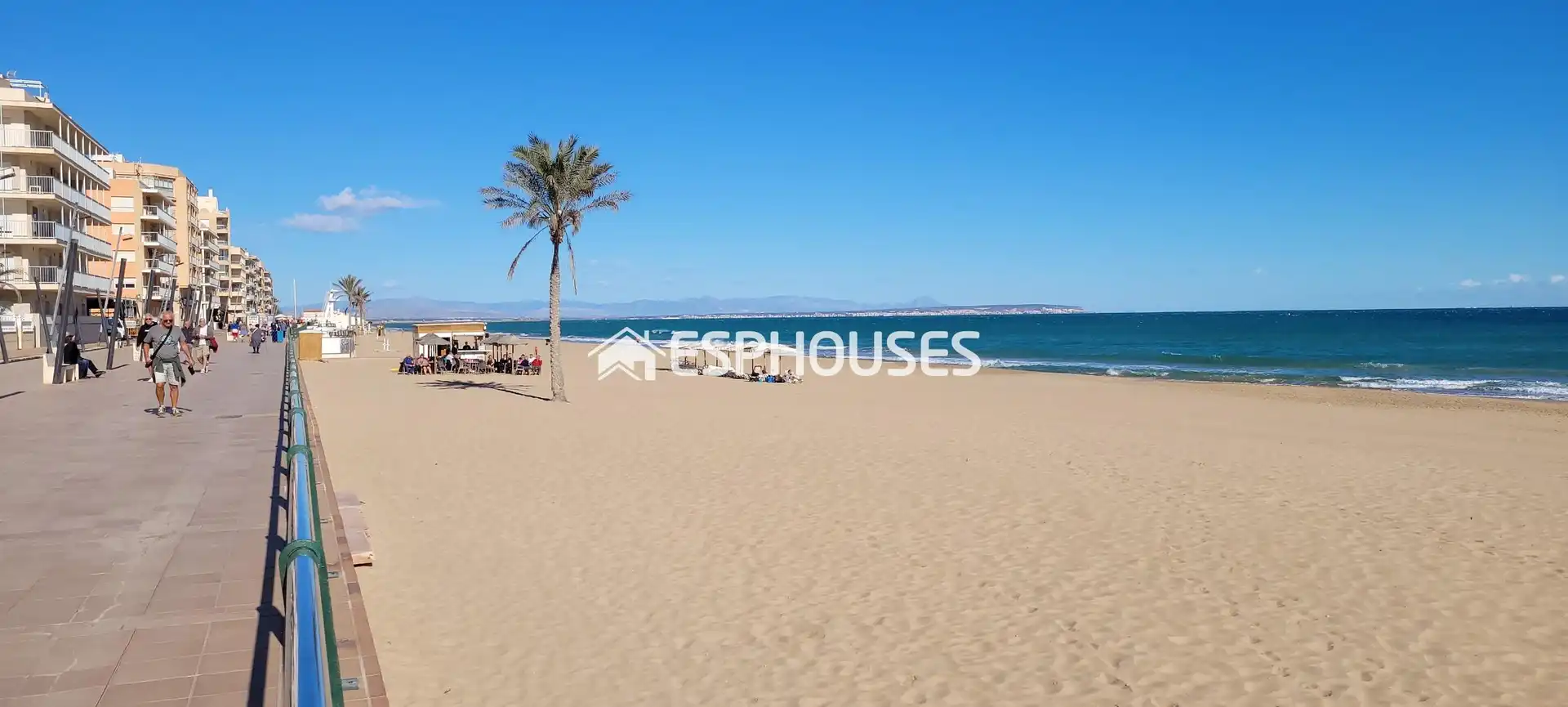 Apartamento en venta en Guardamar del Segura con Aire acondicionado, Terraza y Amueblado