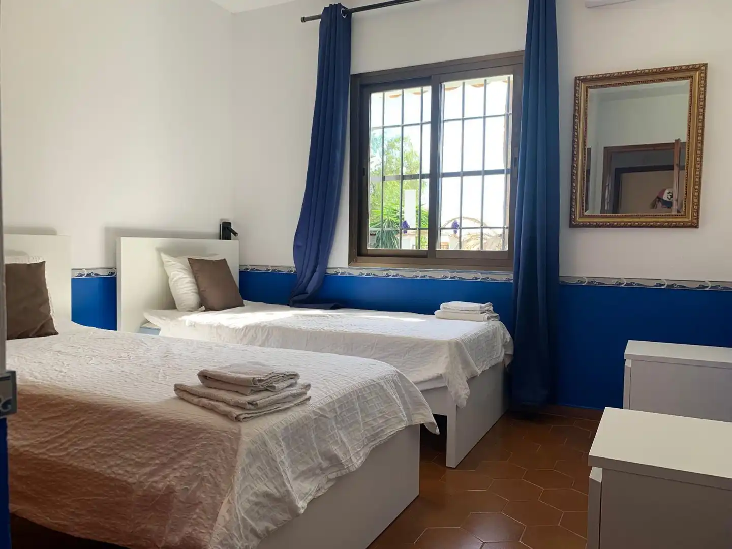 Habitación de Casa o chalet en venta en Mijas con Aire acondicionado, Jardín privado y Trastero