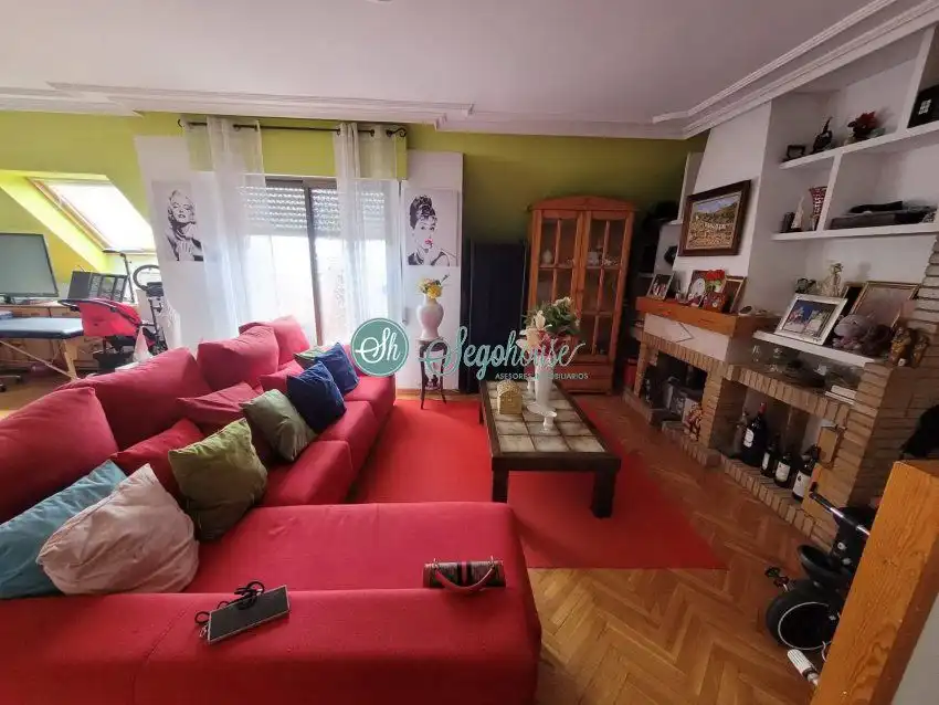 Wohnzimmer von Wohnung zum Verkauf in Segovia mit Heizung