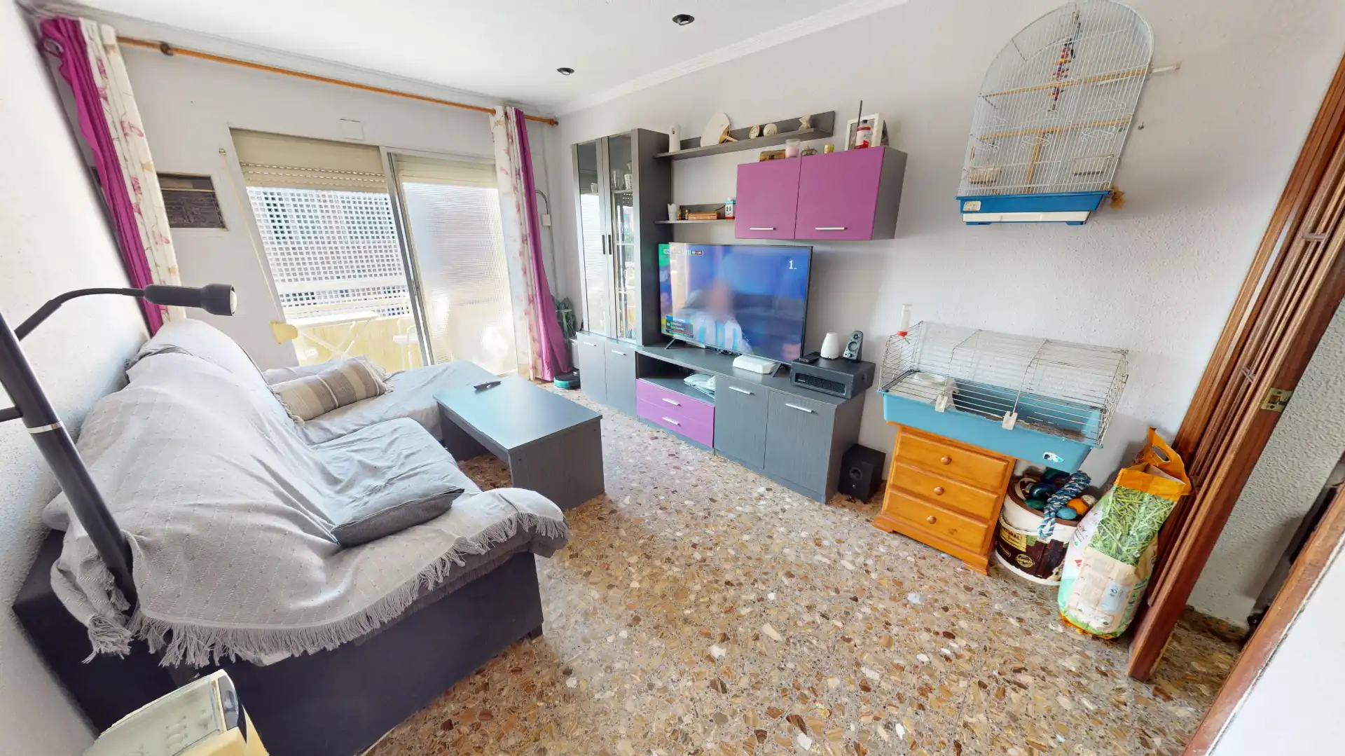 Sala d'estar de Pis en venda en Alicante / Alacant amb Aire condicionat, Moblat i Balcó