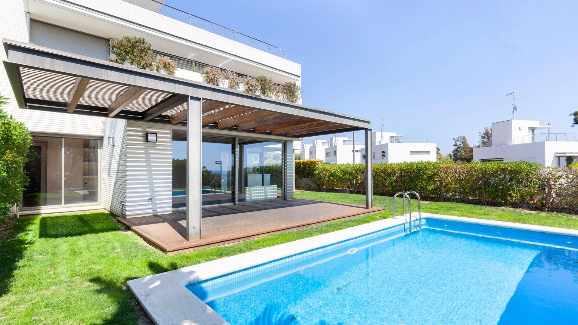 Piscina de Casa o chalet de alquiler en Sant Vicenç de Montalt con Aire acondicionado, Jardín privado y Parquet