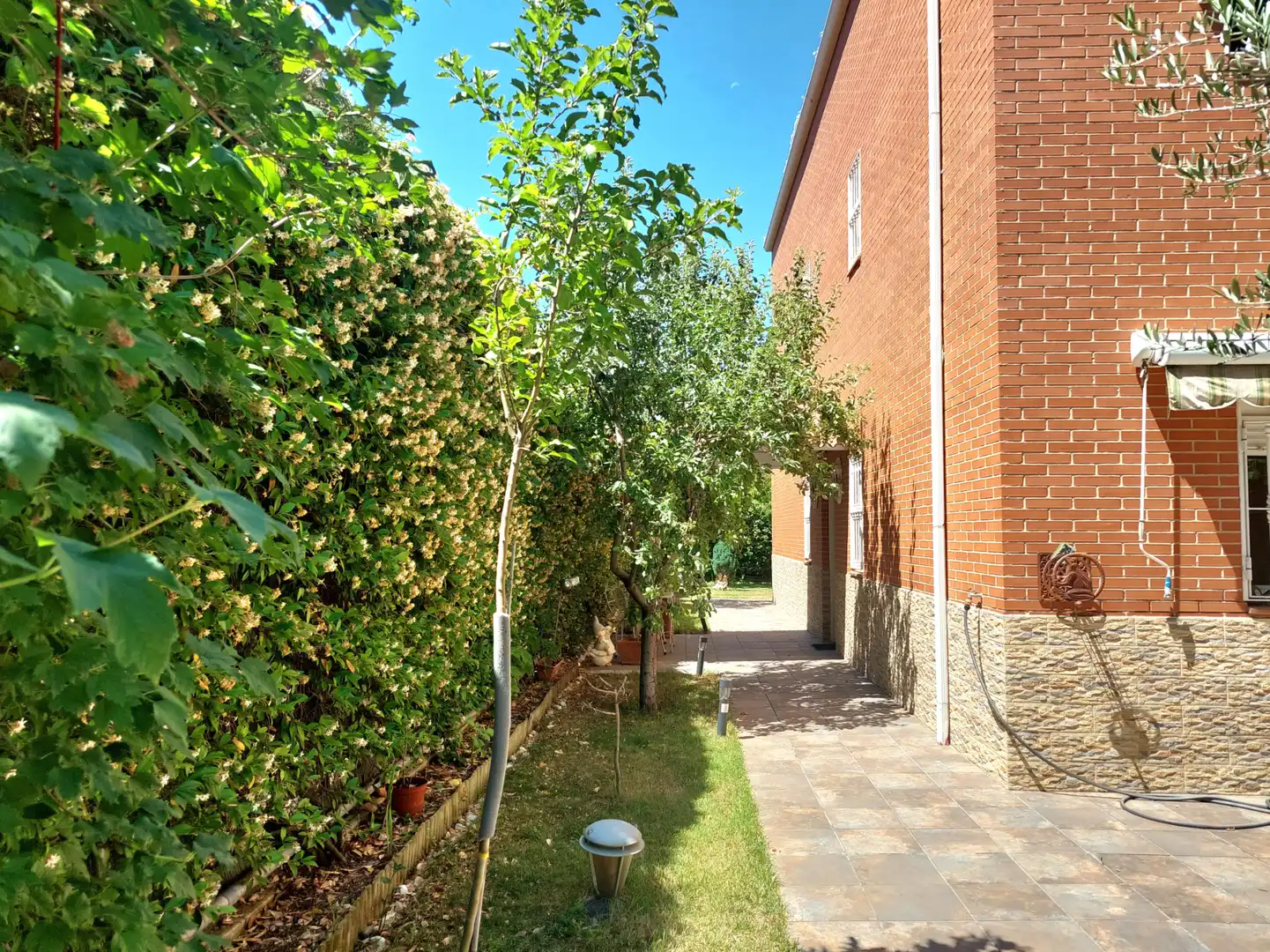 Jardín de Casa adosada en venta en Rivas-Vaciamadrid con Aire acondicionado, Calefacción y Jardín privado