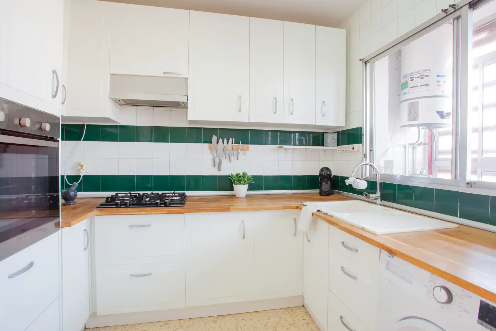 Flat for rent in Calle Victoria Kent Siano, 8, Palmeral