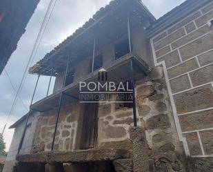 Exterior view of House or chalet for sale in San Cibrao das Viñas  with Balcony