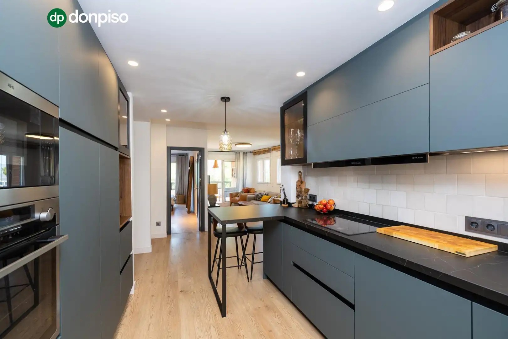 Kitchen of Flat for sale in Genil