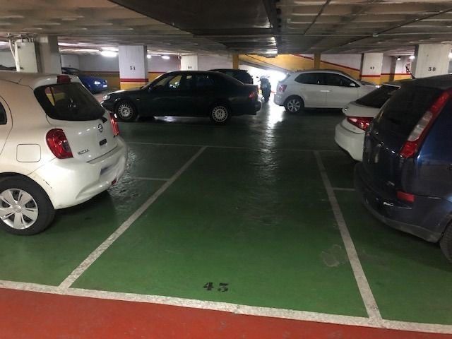 Parkplatz von Garage zum Verkauf in Ourense Capital 