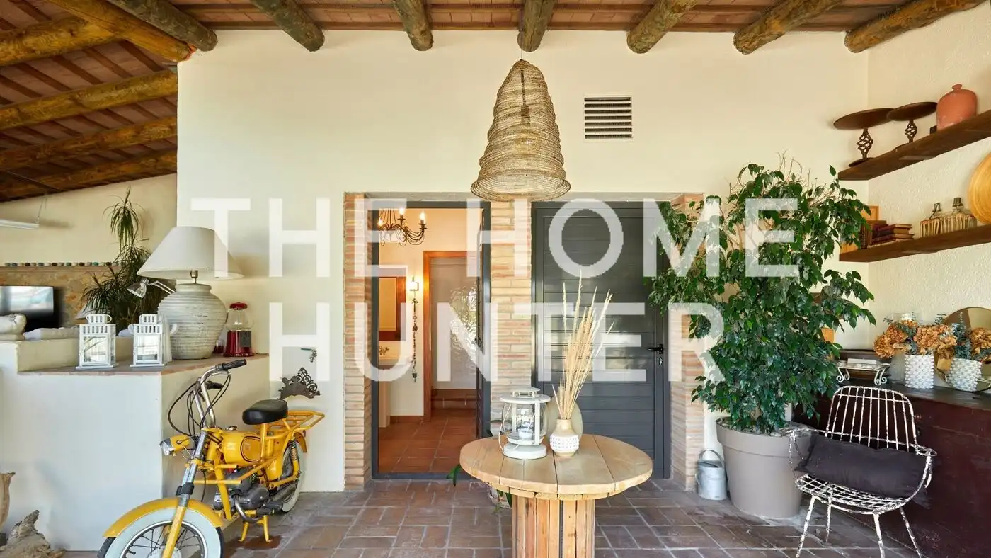 Houses for sale in Ventalló  with Air Conditioner, Heating and Private garden