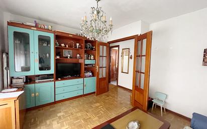 Living room of Flat for sale in  Madrid Capital  with Air Conditioner and Balcony