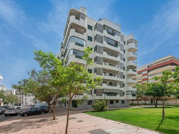 Apartment mit Aufzug zum Verkauf in Estepona Pueblo