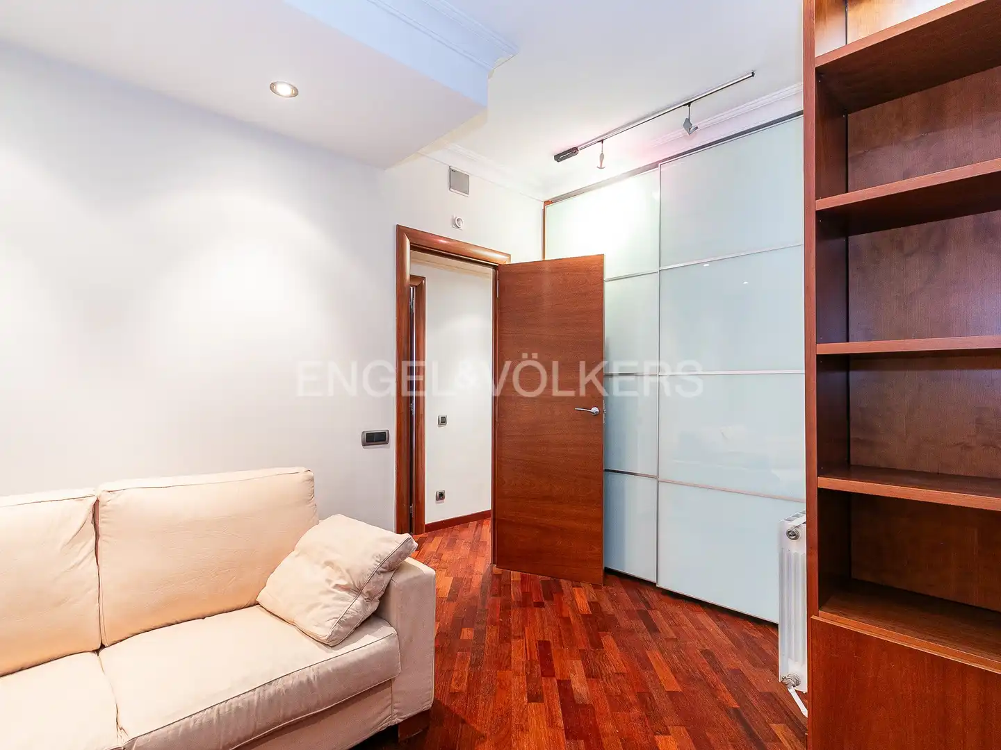 Wohnung zur Miete in La Maternitat i Sant Ramon