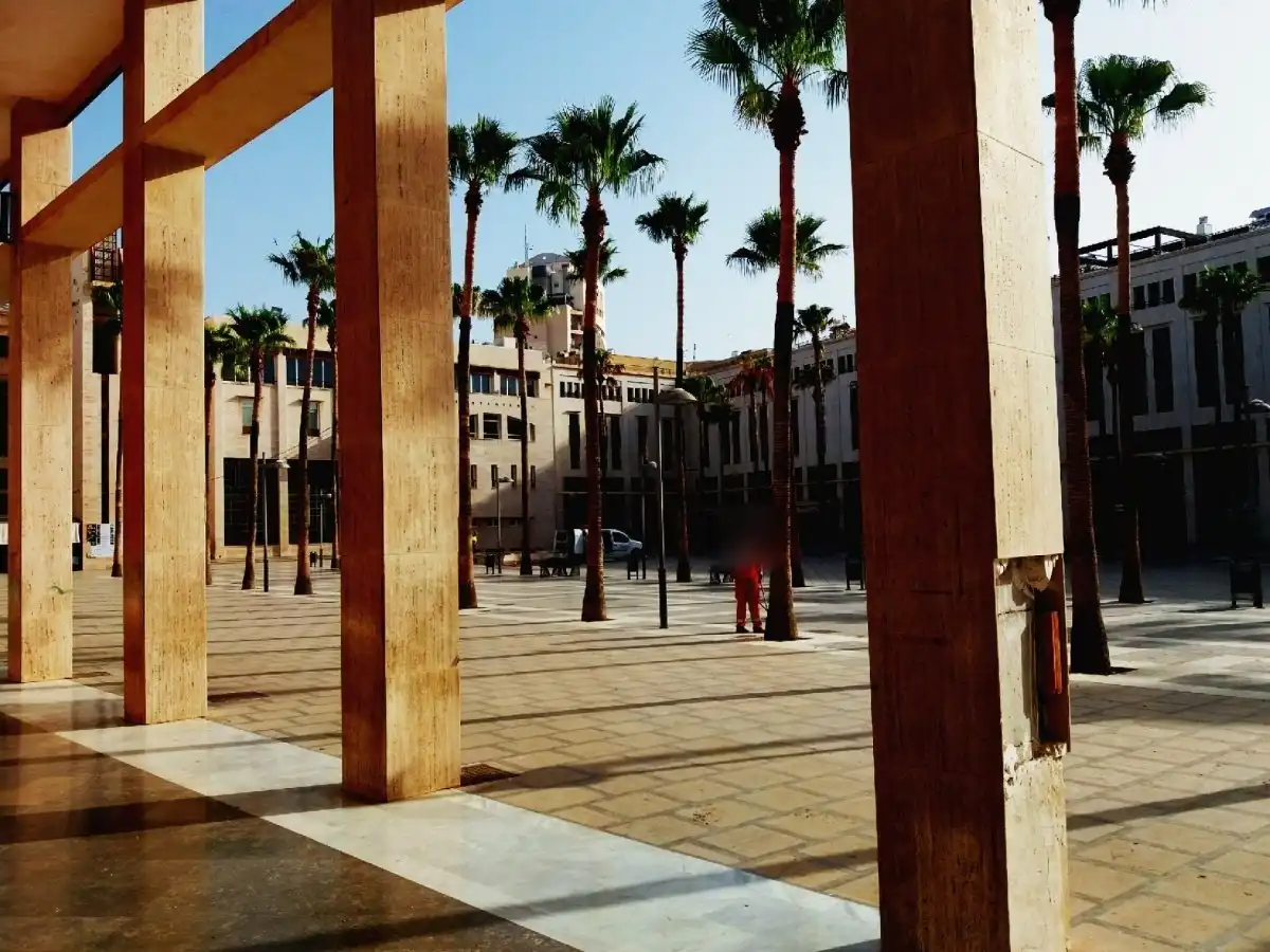 Bureau avec ascenseur à louer à El Ejido Ciudad, imagen 3