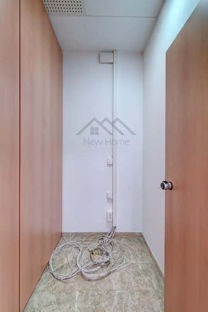 Baño de Oficina de alquiler en Paterna