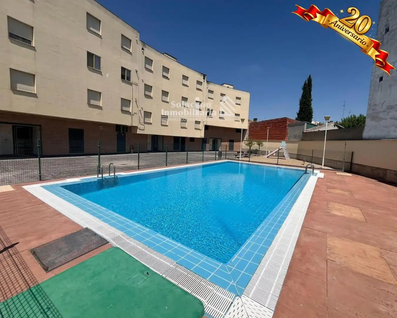 Piscina de Pis en venda en Aldealengua amb Calefacció, Terrassa i Piscina