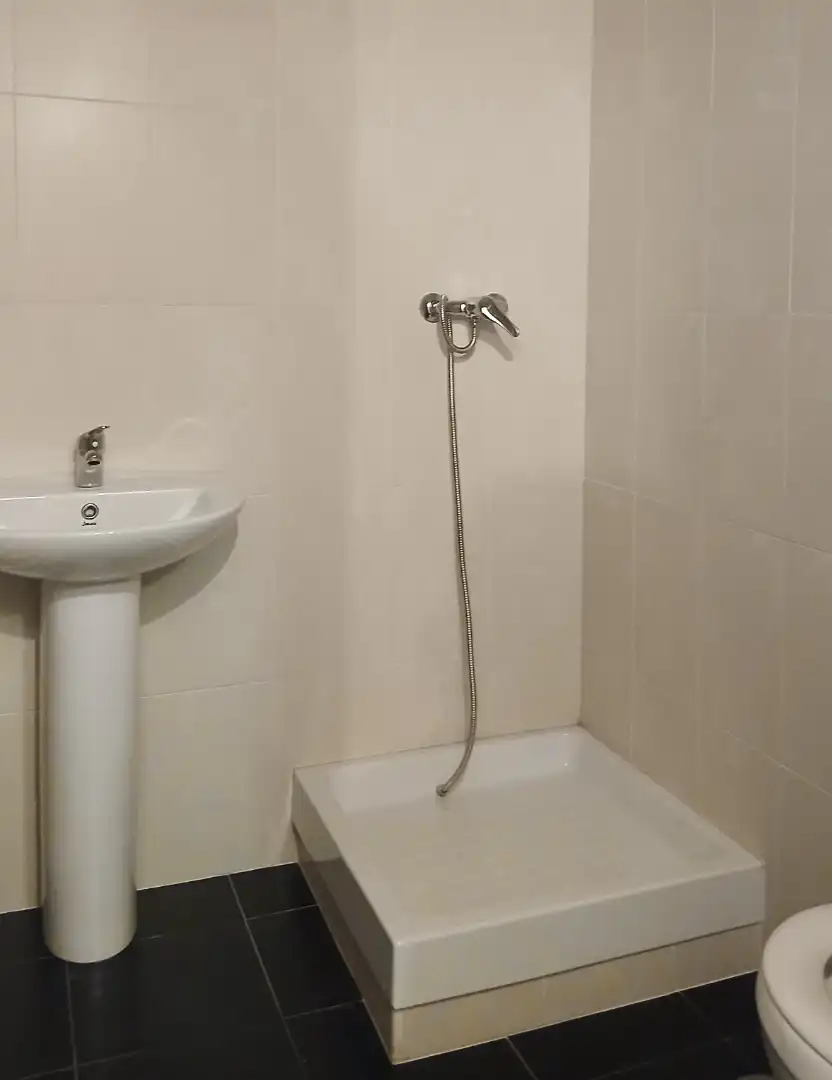 Baño de Piso en venta en Santa María de Cayón con Calefacción, Trastero y Amueblado