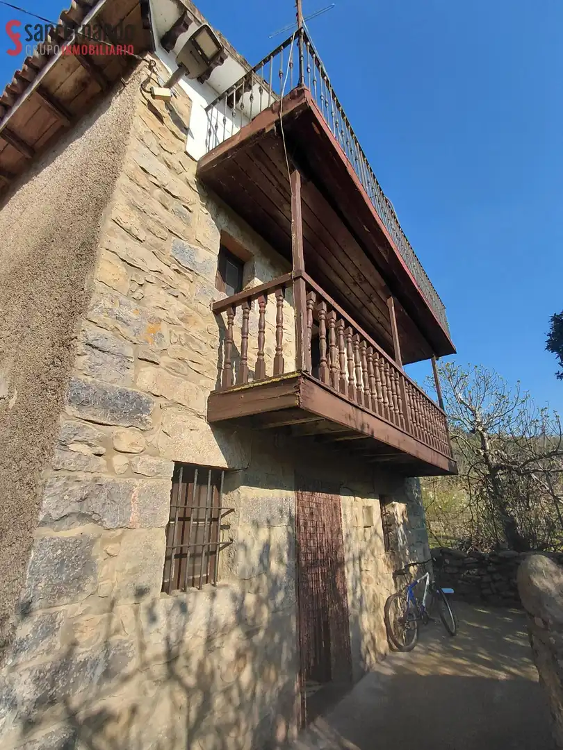 Vista exterior de Casa o chalet en venta en Santiurde de Toranzo